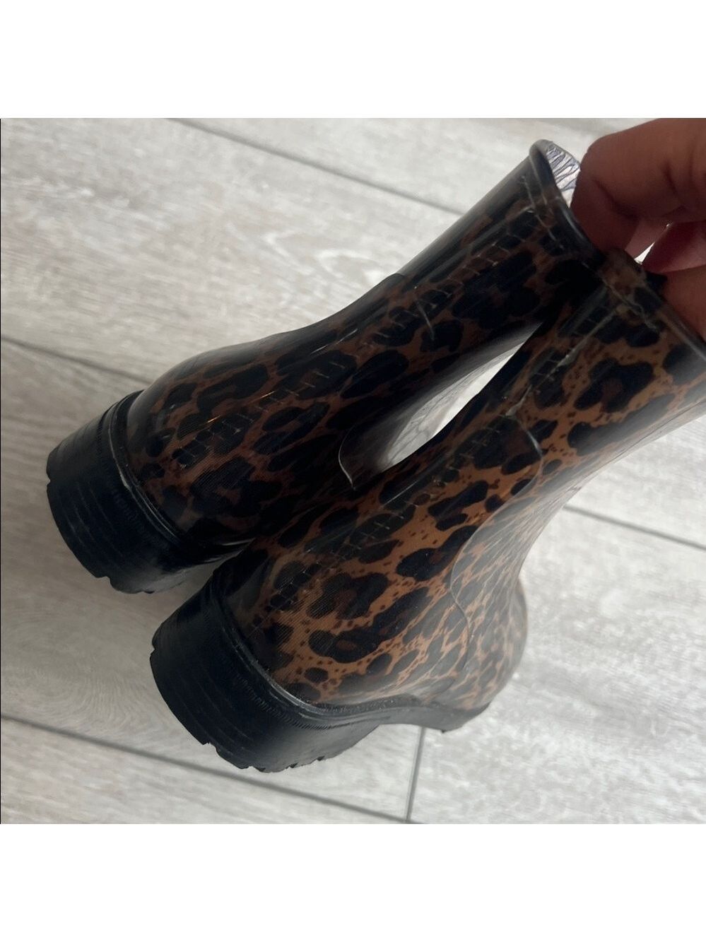 Boutique Leopard Print Women's waterproof rain Ankle Boots size 7 - Picture 4 of 8